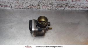 O158703 Gebruikte gasklephuis Renault Laguna
