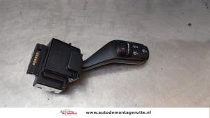 Gebruikte Schakelaar Ruitenwisser Ford Focus 2 1.6 16V Prijs op aanvraag aangeboden door Autodemontage M.J. Rutte B.V.