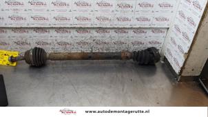 O158777 Gebruikte homokineetas links-voor Volkswagen Golf