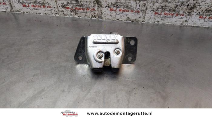 Gebruikte Slotmechaniek Achterklep Mitsubishi Lancer O158889