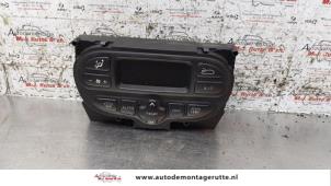 O158940 Gebruikte chaufage bedieningspaneel Peugeot 206