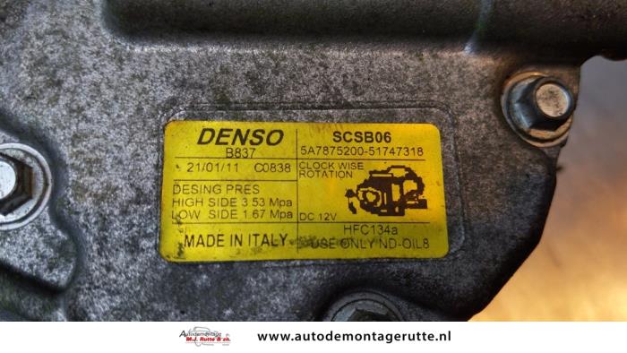 Pomp Airco van een Fiat 500 (312) 0.9 TwinAir 85 2011