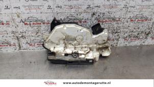 O159194 Gebruikte slotmechaniek portier 4deurs links-voor Seat Ibiza