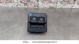 Gebruikte Schakelblok ruiten Volkswagen New Beetle (9C1/9G1) 2.0 Prijs op aanvraag aangeboden door Autodemontage M.J. Rutte B.V.