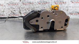 O159614 Gebruikte deurslot mechaniek 4deurs rechts-voor Chevrolet Aveo