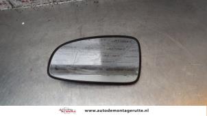 Gebruikte Spiegelglas links Chevrolet Aveo (250) 1.4 16V LS Prijs op aanvraag aangeboden door Autodemontage M.J. Rutte B.V.