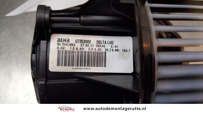Blower van een Opel Astra J Sports Tourer (PD8/PE8/PF8) 1.4 Turbo 16V 2011