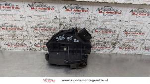 O159847 Gebruikte deurslot mechaniek 2deurs rechts Ford Transit Connect