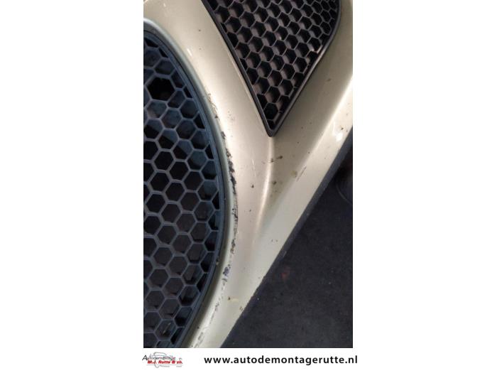 Bumper voor van een Seat Altea (5P1) 1.6 2005