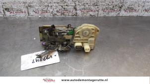 O159994 Gebruikte portierslot mechaniek 2deurs links Honda Civic