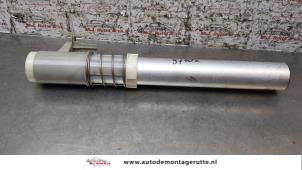 O160083 Gebruikte brandstofmeter Audi A8