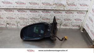 Gebruikte Buitenspiegel links Audi A8 (D3) 4.2 V8 40V Quattro Prijs € 125,00 Margeregeling aangeboden door Autodemontage M.J. Rutte B.V.