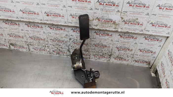 Gebruikte Gaspedaal Toyota Corolla Verso O160211