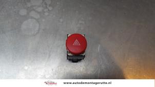 Gebruikte Gevarenlicht Schakelaar Seat Altea XL (5P5) 1.4 TSI 16V Prijs op aanvraag aangeboden door Autodemontage M.J. Rutte B.V.