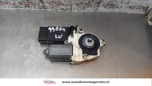 O160303 Gebruikte raammotor portier Volkswagen Golf