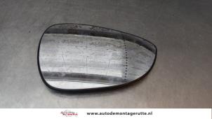 Gebruikte Spiegelglas rechts Ford Fiesta 6 (JA8) 1.25 16V Prijs op aanvraag aangeboden door Autodemontage M.J. Rutte B.V.