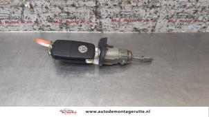 O160367 Gebruikte cilinderslot portier links Volkswagen Golf