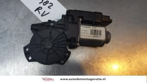 O160379 Gebruikte motor electrisch raam Kia Cee'D