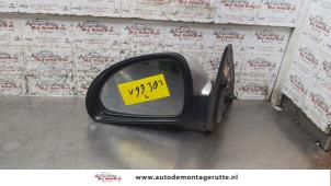O160382 Gebruikte buitenspiegel links Kia Cee'D
