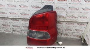 O160633 Gebruikte achterlicht rechts Mazda Demio