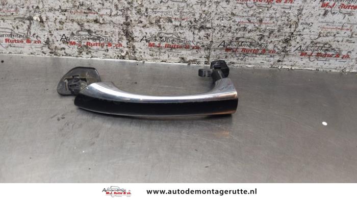 Gebruikte Portiergreep 4Deurs links-achter Mercedes E-Klasse O160736