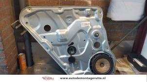 O160794 Gebruikte ruitmechaniek 4deurs links-achter Kia Cee'D