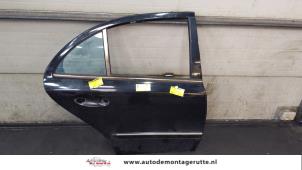 O160869 Gebruikte portier 4deurs rechts-achter Mercedes E-Klasse