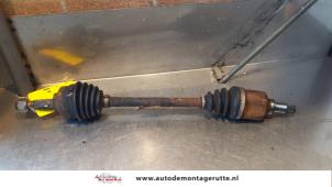 O160890 Gebruikte cardanas links-voor (vwa) Peugeot 207