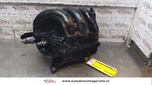 O161021 Gebruikte inlaatspruitstuk Toyota Aygo