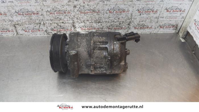 Gebruikte Pomp Airco Volkswagen Golf O161029