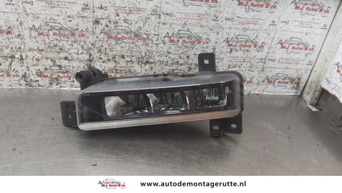 Gebruikte Mistlamp rechts-voor BMW 1-Serie O161052