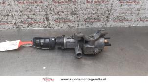 O161075 Gebruikte kontaktslot+sleutel Audi A4