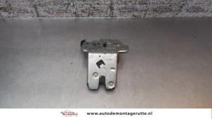 O161206 Gebruikte achterklep slotmechaniek Audi A3