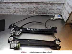 O161250 Gebruikte ruitmechaniek 2deurs links-voor Mercedes CLK