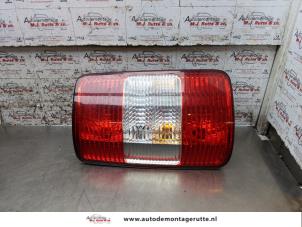 O161412 Gebruikte achterlicht links Volkswagen Caddy