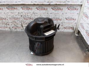 O161419 Gebruikte chaufage ventilatiemotor Peugeot 107