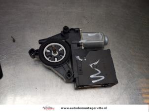 O161463 Gebruikte raammotor portier Volkswagen Golf