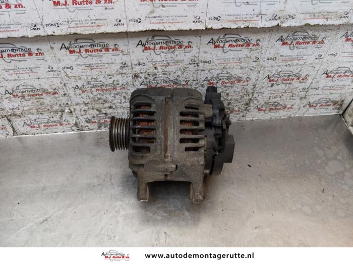 Gebruikte Alternator Ford Mondeo O161600