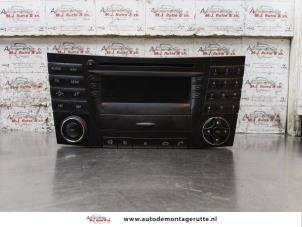 O161686 Gebruikte radio Mercedes E-Klasse