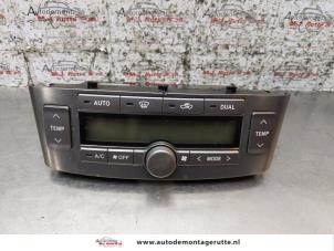 O161710 Gebruikte kachel bedieningspaneel Toyota Avensis