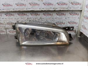 O162026 Gebruikte rechter koplamp Subaru Impreza