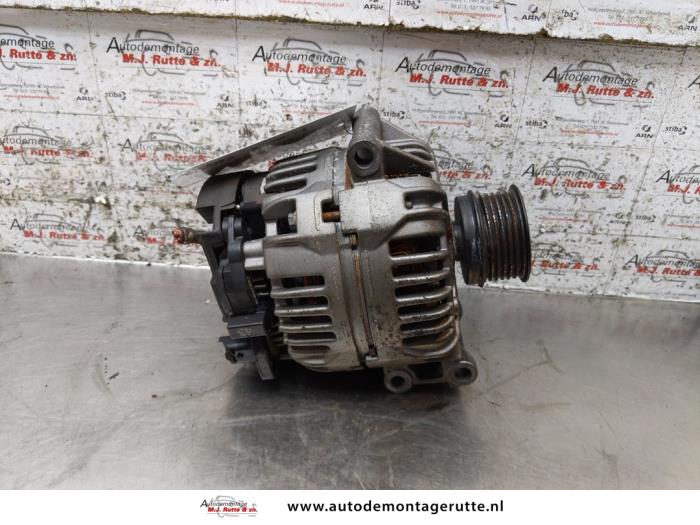 Gebruikte Dynamo Renault Kangoo O162066
