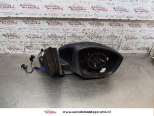 O162123 Gebruikte spiegel buiten rechts Opel Corsa