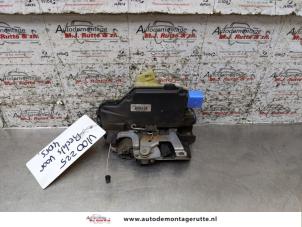 O162180 Gebruikte slotmechaniek portier 4deurs rechts-voor Seat Ibiza