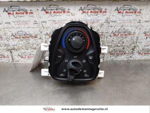 O162250 Gebruikte chaufage bedieningspaneel Peugeot 108