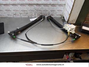 O162267 Gebruikte raammechaniek 2deurs rechts-voor Mini Cooper S