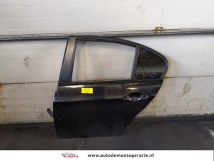 O162372 Gebruikte deur 4deurs links-achter BMW 3-Serie