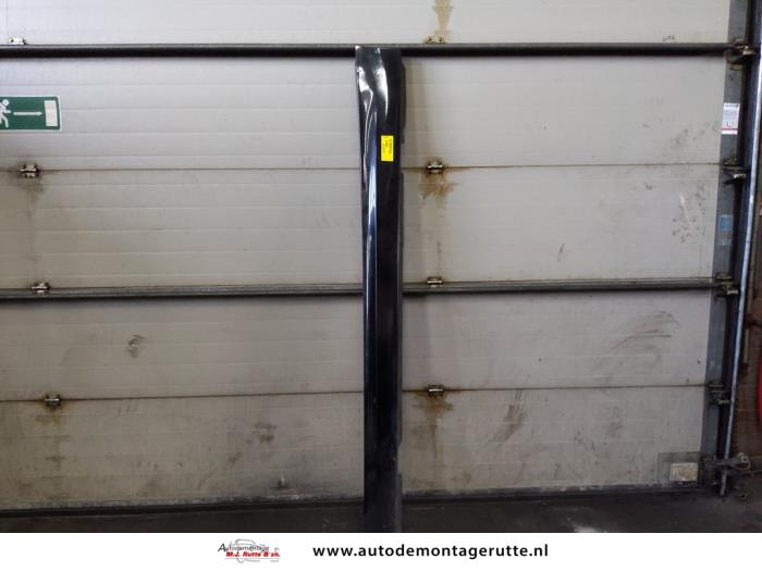 Gebruikte Zijskirt links BMW 3-Serie O162382
