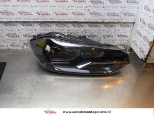 O162507 Gebruikte rechter koplamp Volkswagen Polo