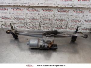 Gebruikte Ruitenwismotor + Mechaniek Fiat Doblo Cargo (263) 1.3 MJ 16V DPF Euro 5 Prijs op aanvraag aangeboden door Autodemontage M.J. Rutte B.V.